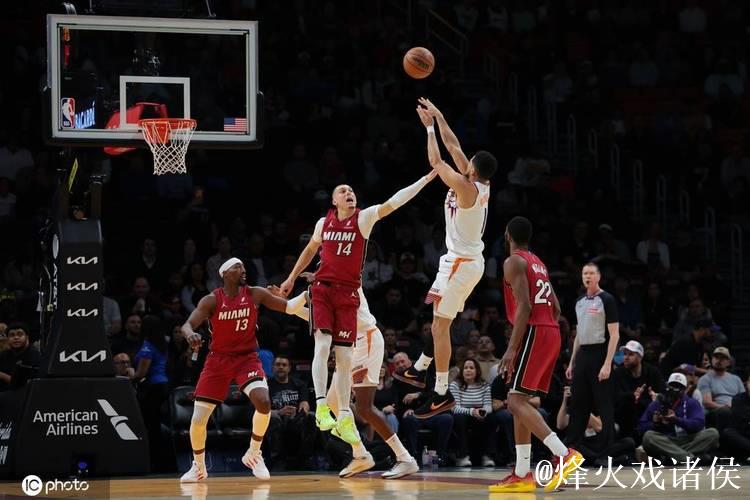 阿德巴约29+9布克24+9+9 热火胜太阳结束3连败 阿德巴约29+9布克24+9+9 热火胜太阳结束3连败